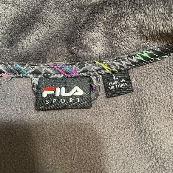 Fila soft fleece retro print jacket - Picture 11 of 15